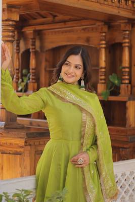 Women's green russian silk kali pattern work in flair anarkali dress with dupatta 2