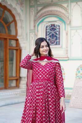 Women's rani pink faux georgette sequins embroidered anarkali dress with dupatta 4