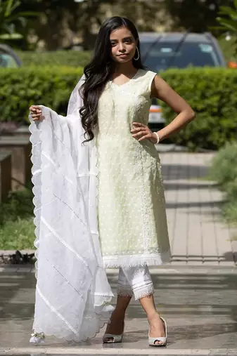 Kesar - Green Sleeveless Suit Set