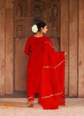 Meenakshi - Red Suit Set 3