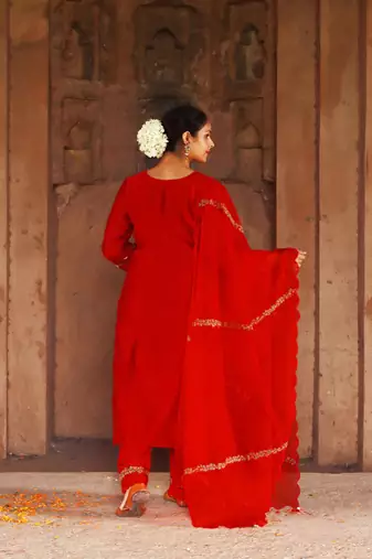 Meenakshi - Red Suit Set