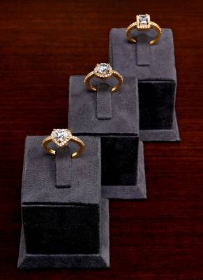 Gold plated cubic zirconia embellished 3 rings 216edfr72 2