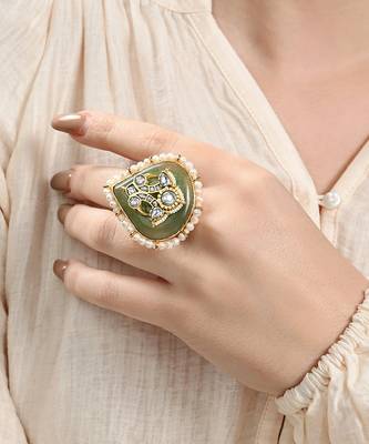 Dreamlike pearl ring 2