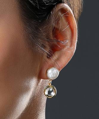 Mother od pearl kundan polki micron gold earring 1