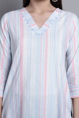 women's white cotton zari woven kurti 4