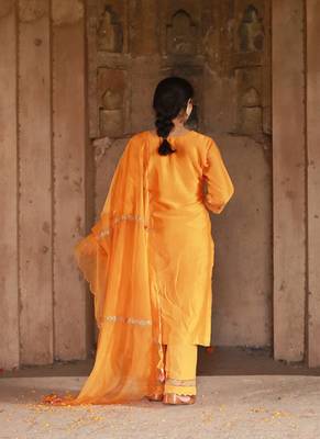 Meenkshi - Yellow Suit Set 2