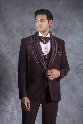 Wine hand embroidered tuxedo suit on italian fabric 3