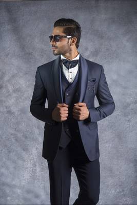 Navy tuxedo suit on terry rayon fabric 3