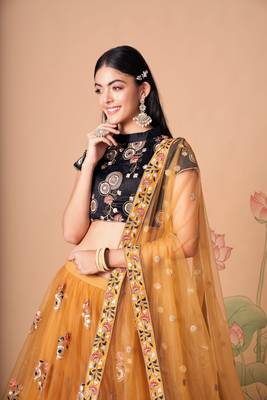  Gold Thread Zari Dori And Sequins Embroidered With Mirror Work Soft Net Lehenga Choli For Bride 2