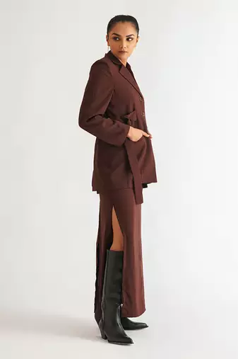 Wine crepe skirt set