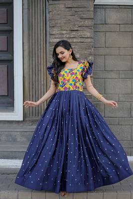 Smartly printed blue colour muslin and chinon fabric partywear girlish gown 2