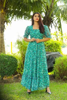 Trendy green colour long kurti for ethnic and party looks 1