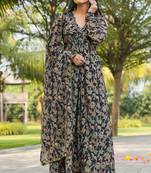 Smart and elegant black colour gown with dupatta for trendy looks