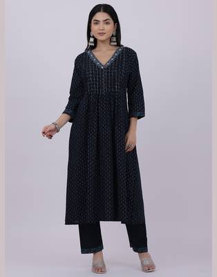 Satrangi women's navy blue blended silk v neck foil print kurta set with three fourth sleeves for women 1