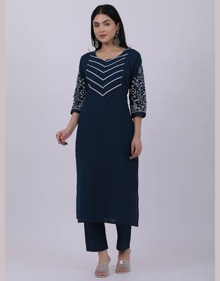 Satrangi women's navy blue cotton embroidered kurta set with round neck and three fourth sleeves 3