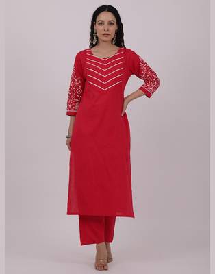 Satrangi women's red cotton embroidered 3/4th sleeve round neck kurta set 1