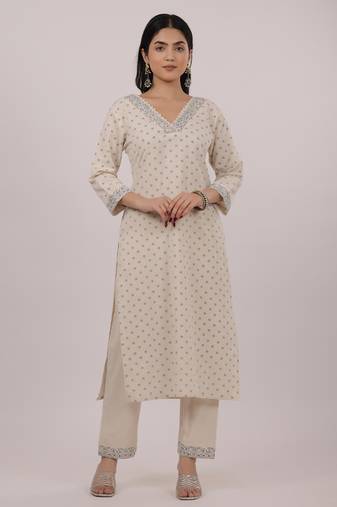 Satrangi women's off white & blue cotton v neck printed kurta set with three fourth sleeves