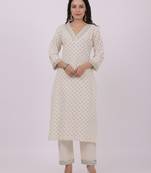 Satrangi women's off white & brown cotton v neck printed kurta set with three fourth sleeves