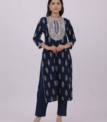 Satrangi women's navy blue cotton regular fit 3/4th sleeve round neck printed kurta set