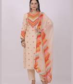 Satrangi women's off white viscose silk printed v neck three fourth sleeve kurta set