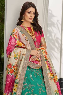 Fetching Green Thread Zari Dori And Sequins Embroidered Art Silk Lehenga And Pink Choli 3