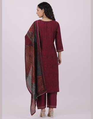 Satrangi women's maroon blended silk embroidered v neck three fourth sleeve kurta set 2