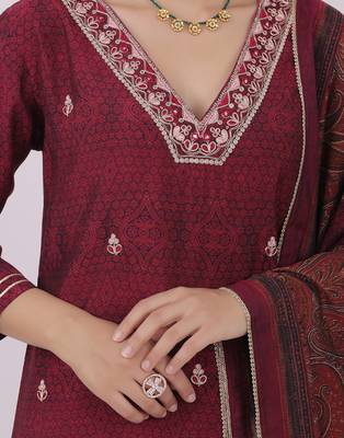 Satrangi women's maroon blended silk embroidered v neck three fourth sleeve kurta set 4