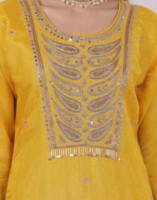 Satrangi women's yellow viscose silk embroidered 3/4th sleeve round neck kurta set 4
