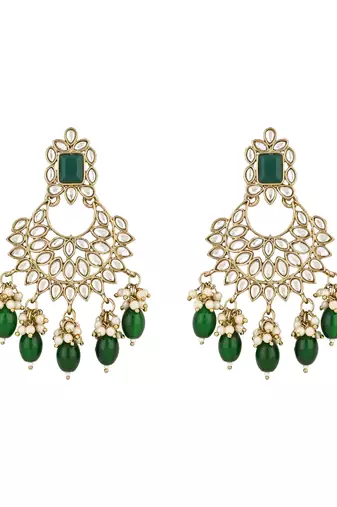 traditional pearl kundan choker necklace jewellery set with maang tikka