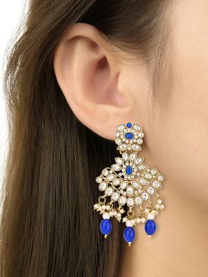 traditional kundan pearl drop bridal choker necklace with chandbali earrings & maang tikka jewellery set 5
