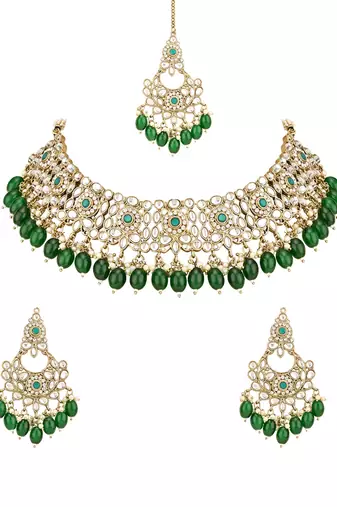 traditional kundan pearl drop bridal choker necklace with chandbali earrings & maang tikka jewellery set