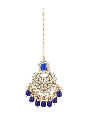 traditional pearl kundan choker jewellery necklace set with maang tikka 4