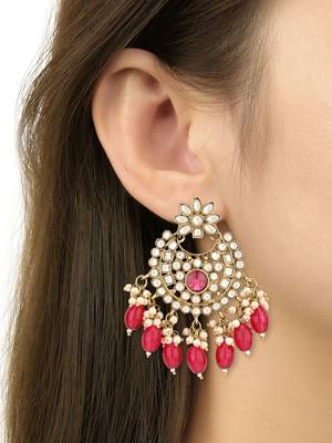 traditional kundan pearl hanging choker necklace jewellery set with earrings & maang tikka 5