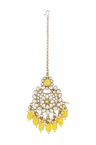 traditional pearl kundan studded choker jewellery necklace set with maang tikka