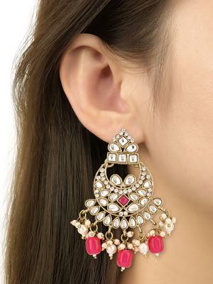 traditional kundan pearl hanging choker necklace jewellery set with earrings & maang tikka 5