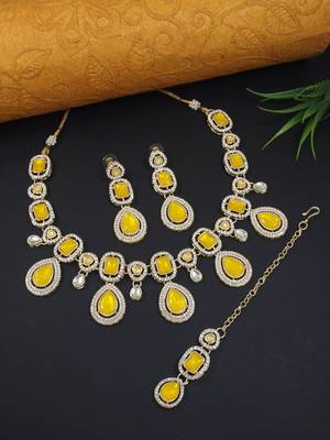 traditional kundan & stone choker necklace jewellery with earrings & maang tikka set 1