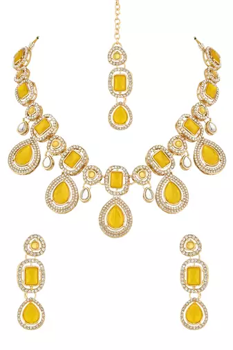 traditional kundan & stone choker necklace jewellery with earrings & maang tikka set
