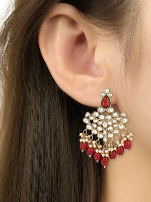 traditional kundan pearl hanging choker necklace jewellery set with earrings & maang tikka 5