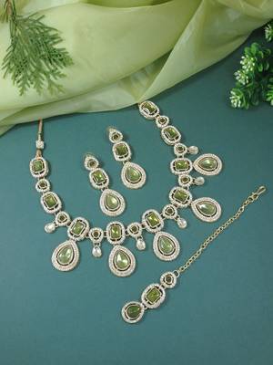 traditional kundan & stone choker necklace jewellery with earrings & maang tikka set 1