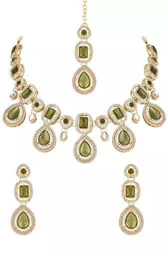 traditional kundan & stone choker necklace jewellery with earrings & maang tikka set
