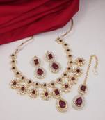 stylish traditional kundan stone necklace jewellery set