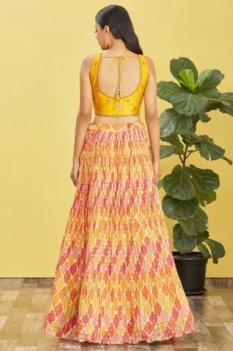 Marvelous Yellow Real Mirror With Thread Zari Sequins Embroidered Chinnon Bridal Lehenga Choli