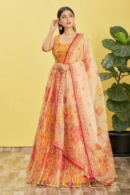 Splendid Yellow Real Mirror With Thread Zari Sequins Embroidered Organza Lehenga Choli And Dupatta 5