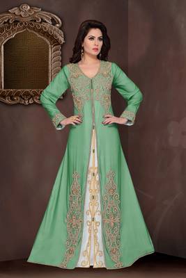 Dark Green embroidered georgette Islamic kaftans with hijab 1