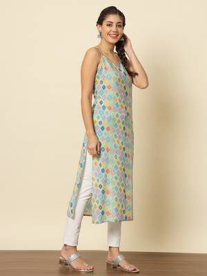 Blue indo-western kurta 4