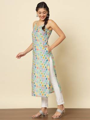 Blue indo-western kurta 5