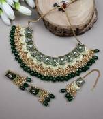 Dual colour green kundan meenakari necklace set with earrings and maangtika