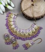 Dual colour lavander kundan meenakari necklace set with earrings and maangtika