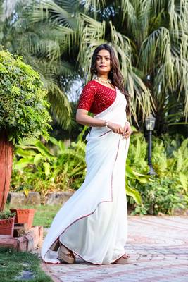 Off White Colour Faux Georgette Lace Border Saree With Hevay Work Unstitched Blouse  6