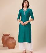  green viscose floral embroidered straight kurta